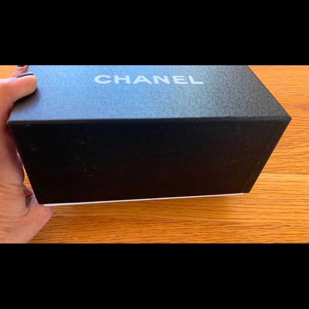 Authentic CHANEL Black White Gift Empty Sunglass Box 7”×3.7”×3”